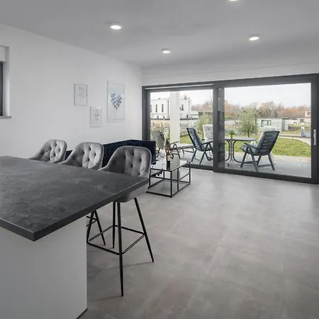Casa Adria 4*